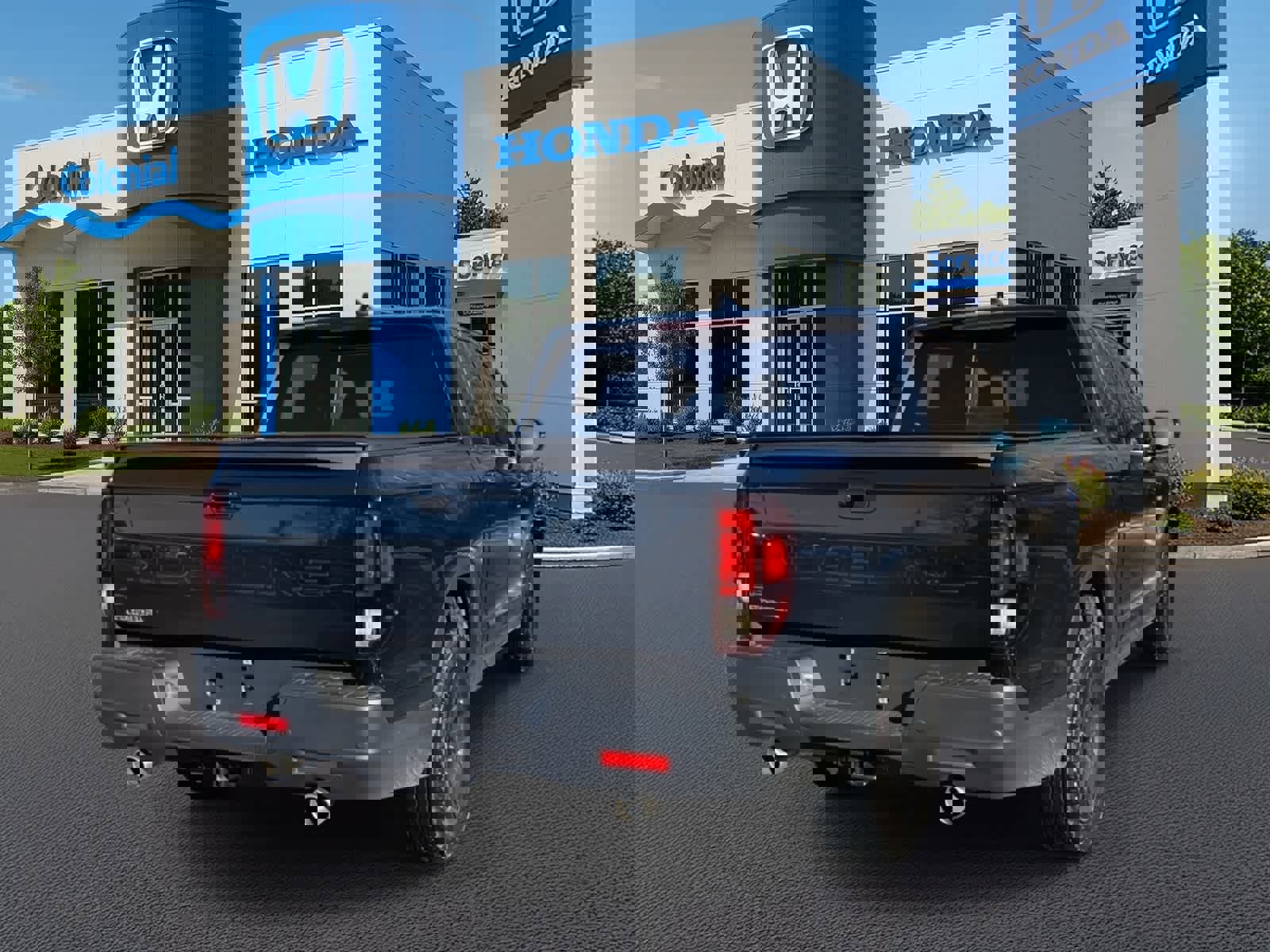 Used 2025 Honda Ridgeline Black Edition image 6