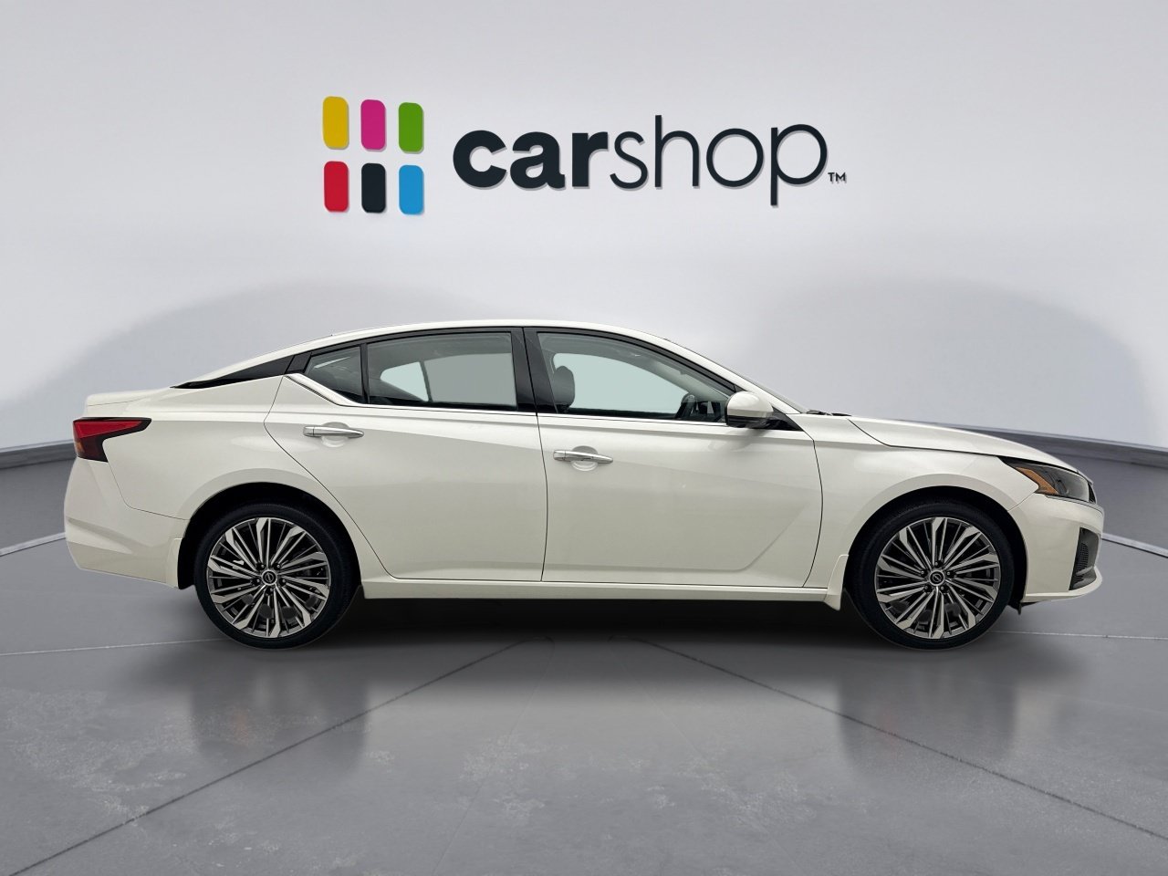 Used 2023 Nissan Altima 2.5 SL AWD/4WD image 6