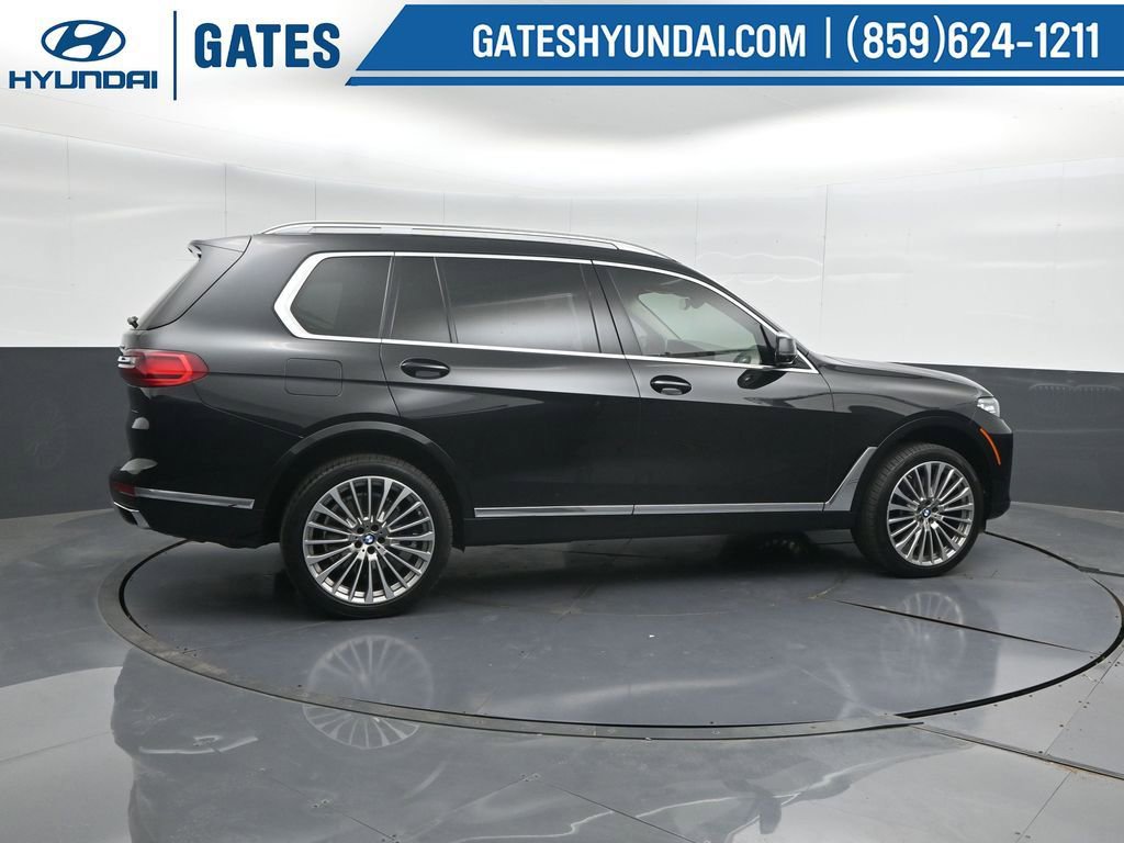 Used 2019 BMW X7 xDrive50i w/ Premium Package AWD/4WD image 3
