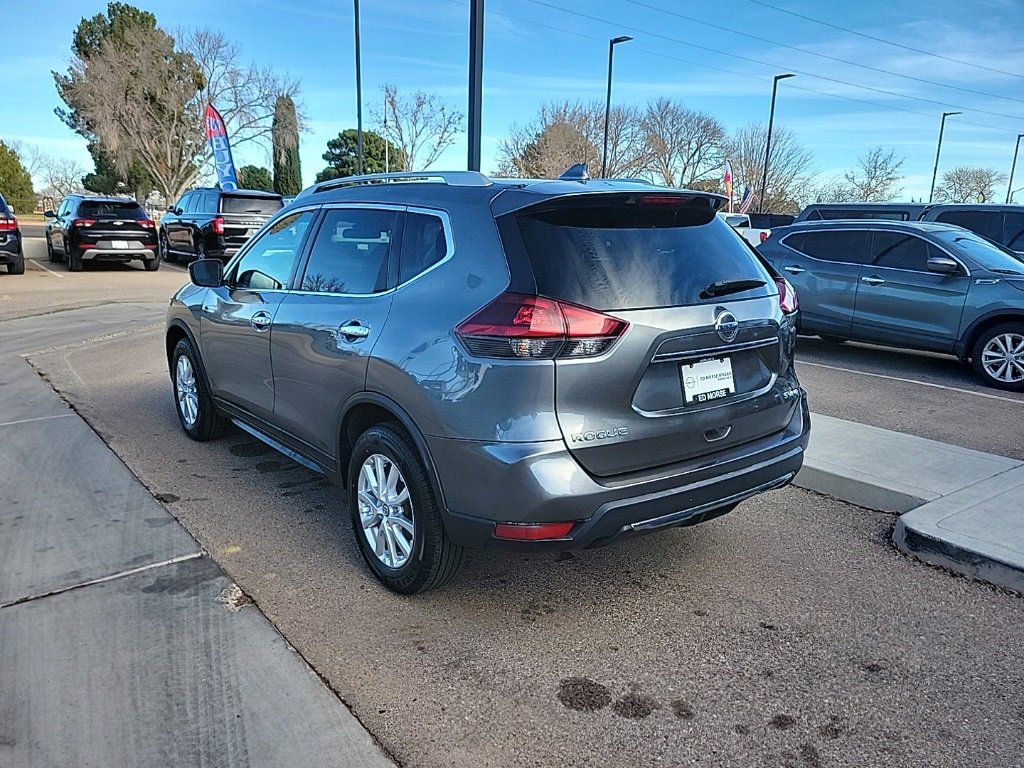 Used 2018 Nissan Rogue SV image 5