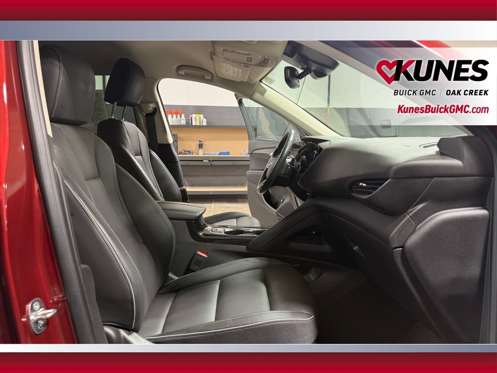 Used 2023 Buick Envision Essence FWD image 33