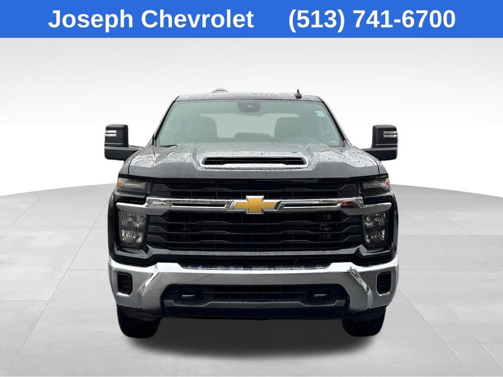 Used 2024 Chevrolet Silverado 2500 LT video 2