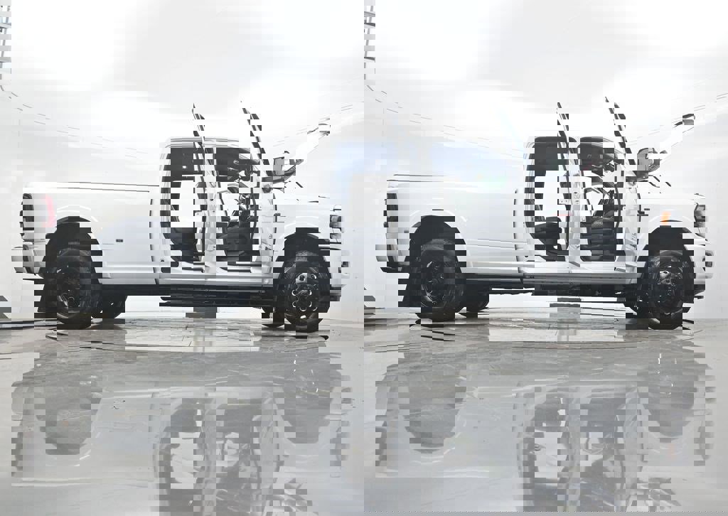 Used 2022 RAM 3500 Limited w/ Max Tow Package image 38