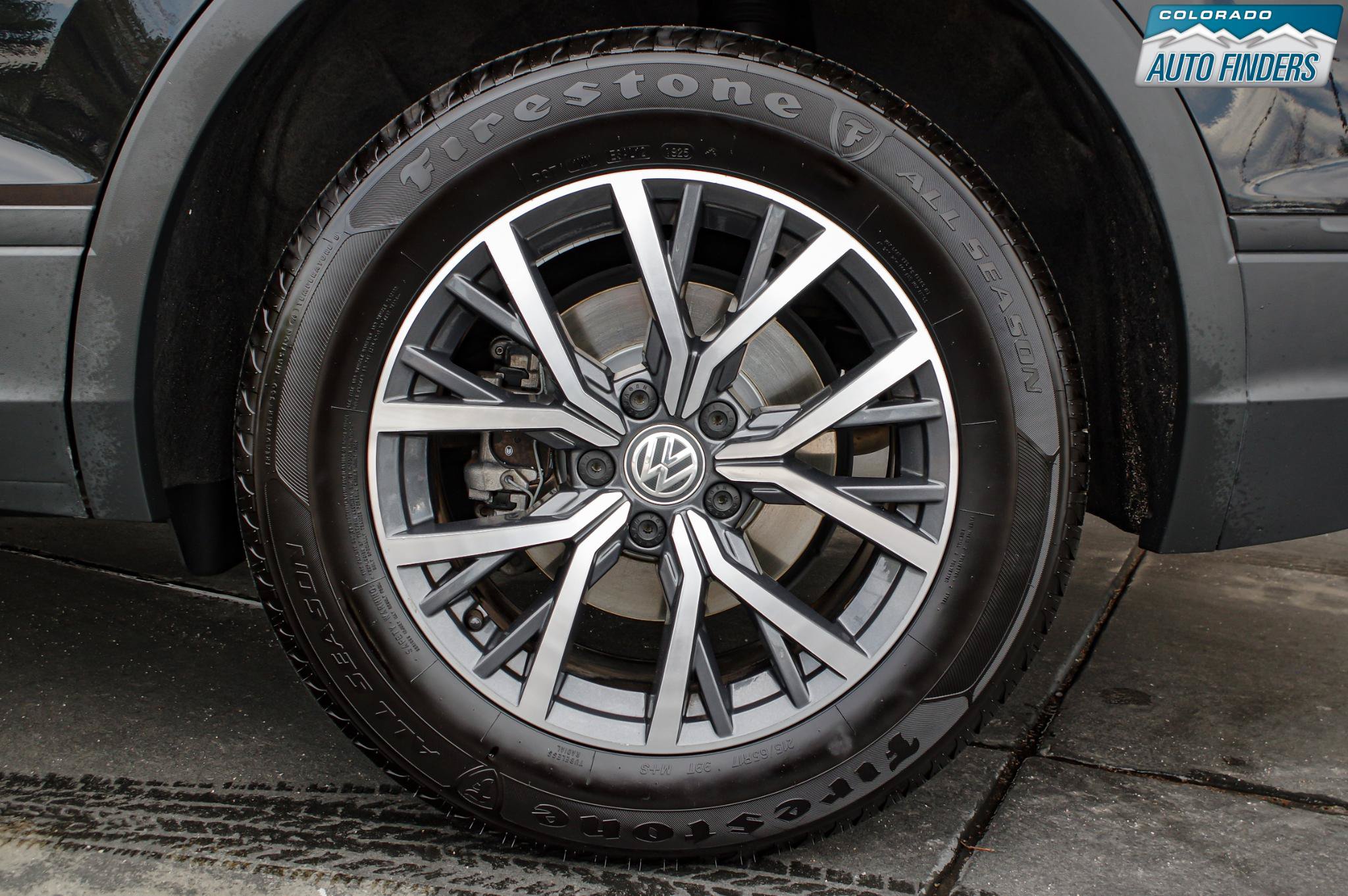 Used 2019 Volkswagen Tiguan SE FWD image 28