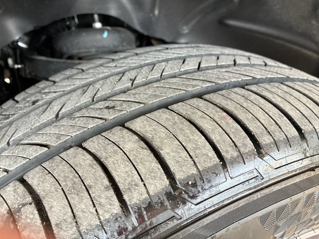 Used 2020 RAM 1500 Laramie AWD/4WD image 28