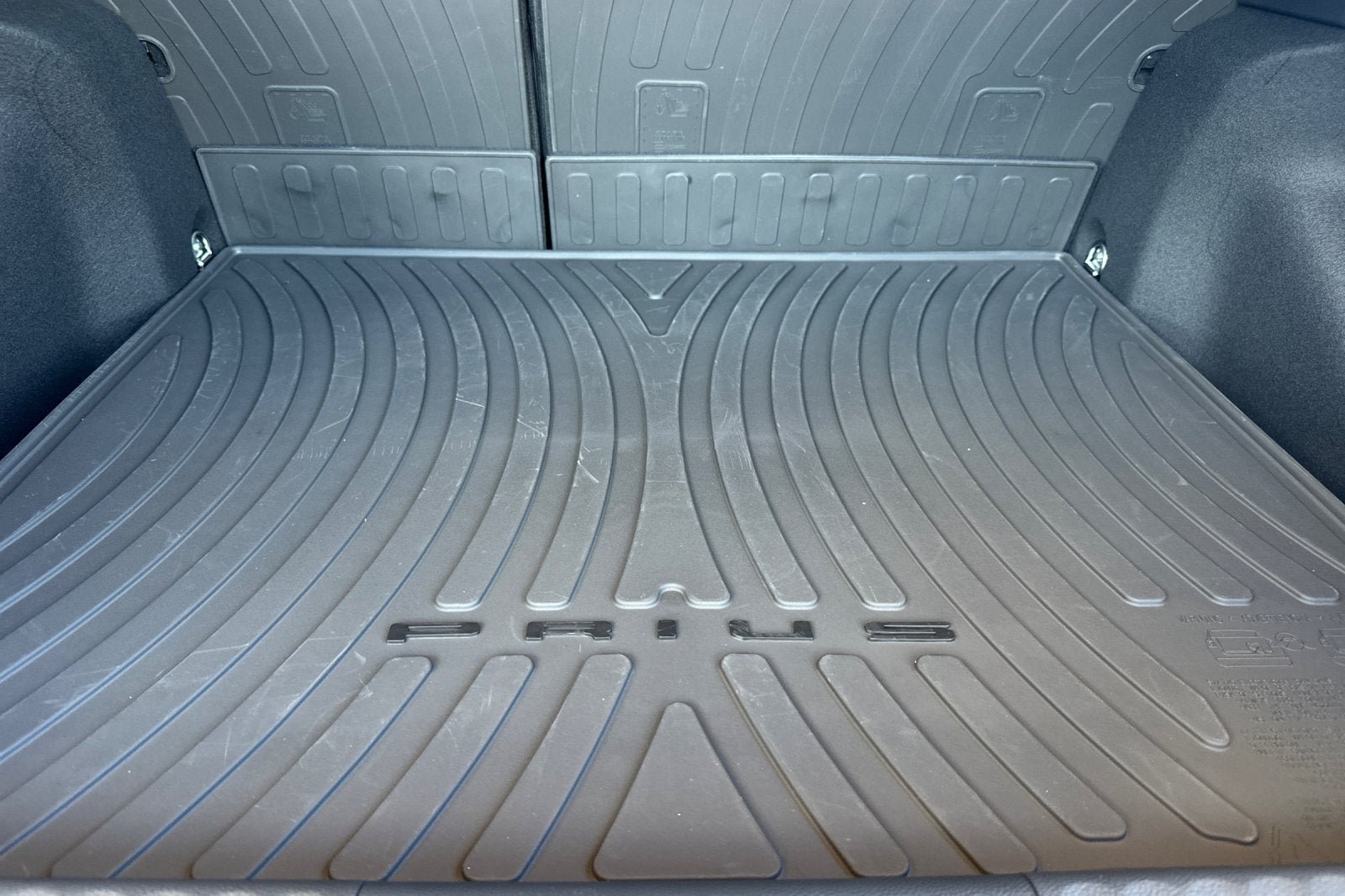 New 2027 Toyota Prius FWD image 18