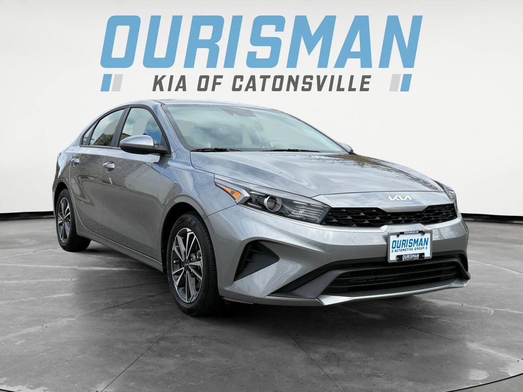 Used 2024 Kia Forte LXS image 1