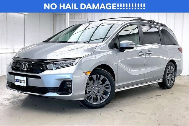New 2026 Honda Odyssey Touring image 2