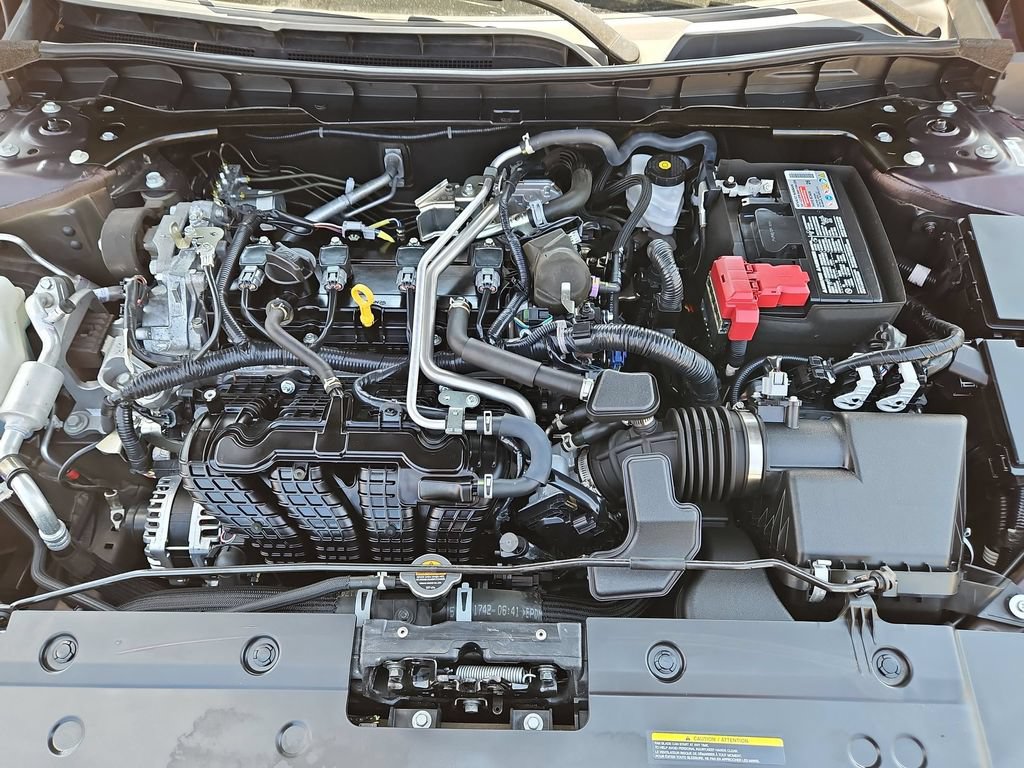 Used 2025 Nissan Altima 2.5 SV FWD image 35