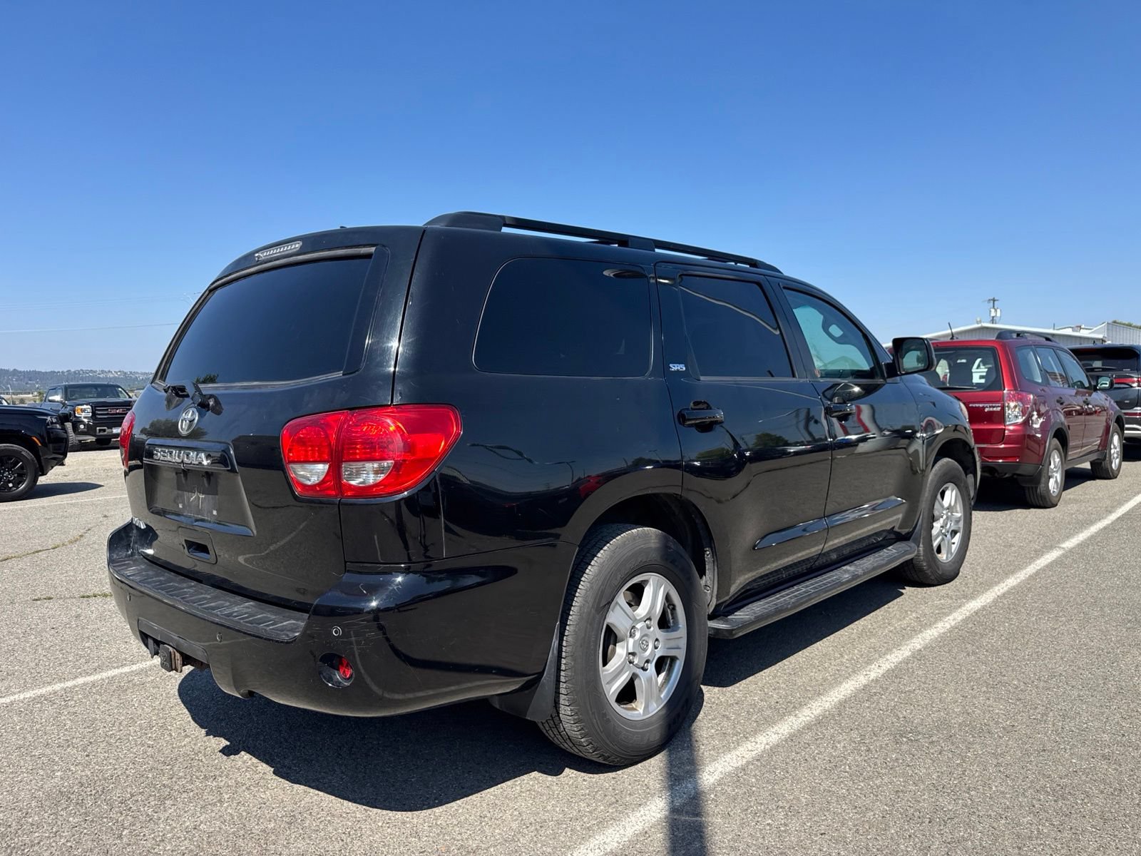Used 2010 Toyota Sequoia SR5 AWD/4WD image 6