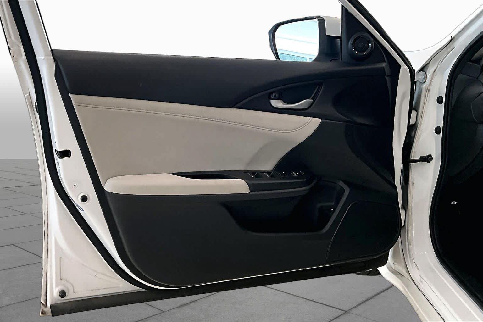 Used 2019 Honda Insight EX image 21