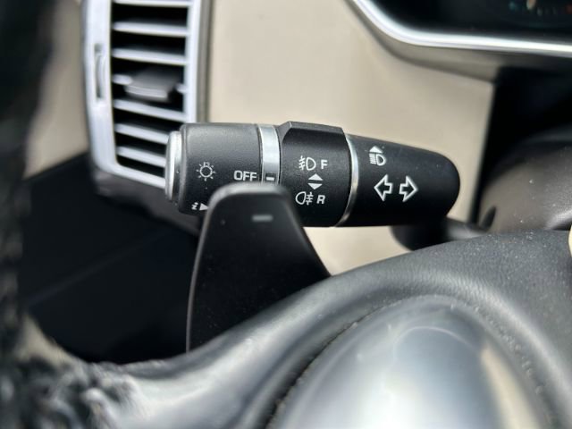 Used 2016 Land Rover Range Rover Long Wheelbase Supercharged image 23