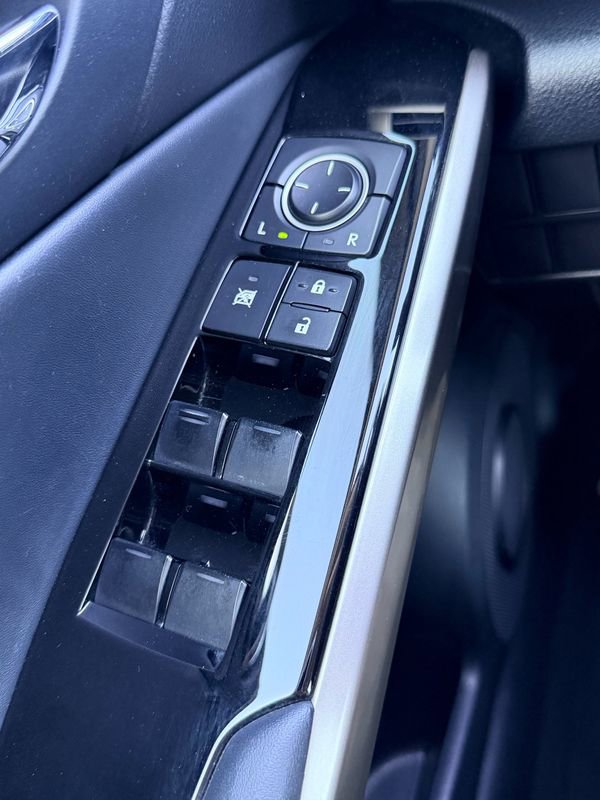 Used 2015 Lexus IS 250 image 19