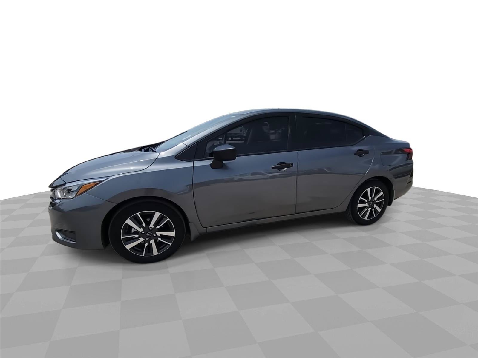 Used 2025 Nissan Versa S w/ S Plus Package FWD image 4