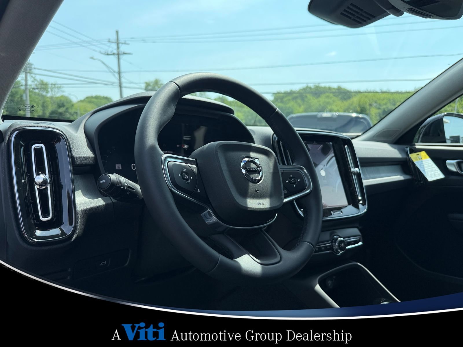 Used 2026 Volvo XC40 B5 Plus w/ Protection Package Premier image 12