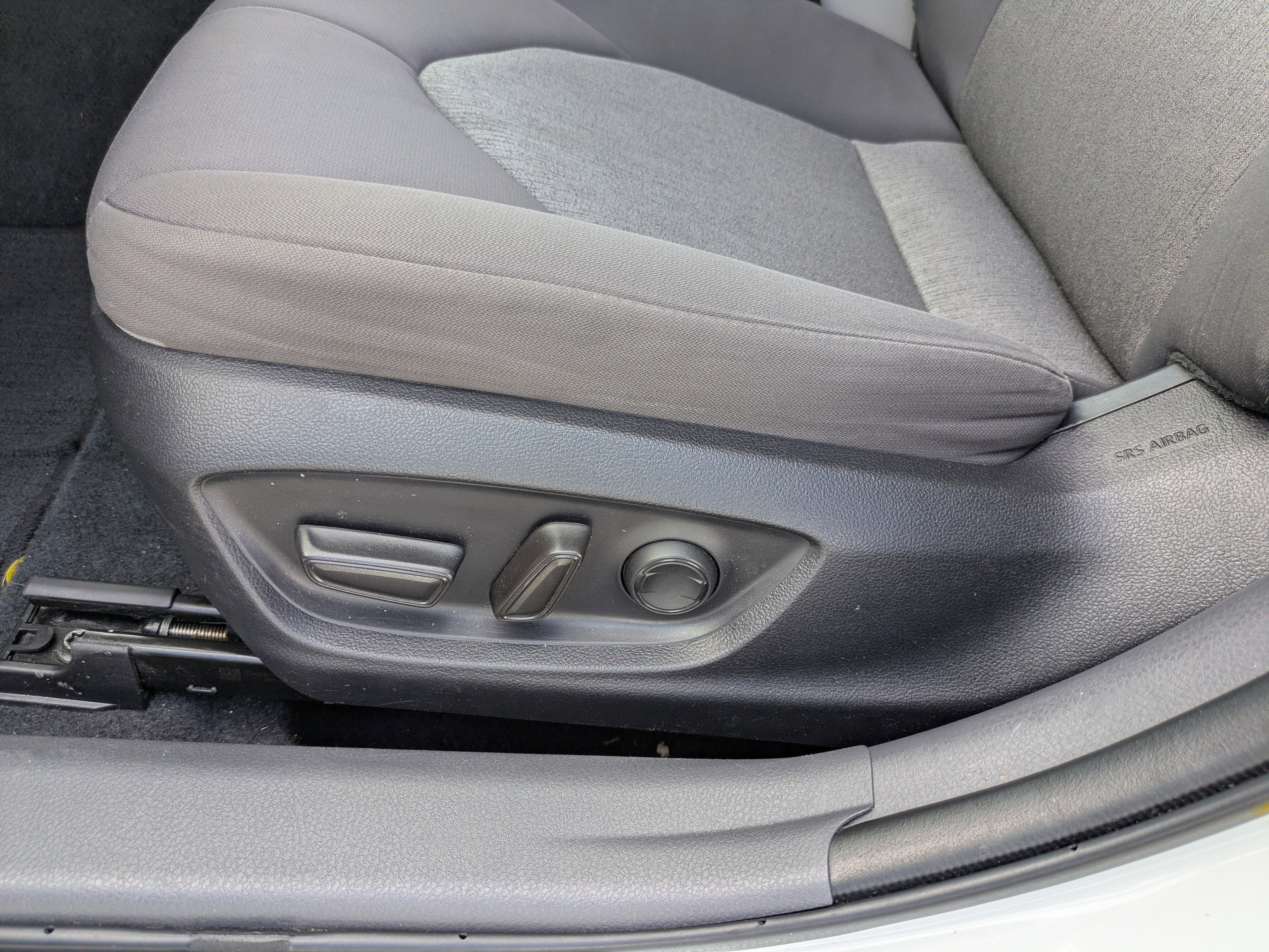 Certified 2023 Toyota Camry LE FWD image 11