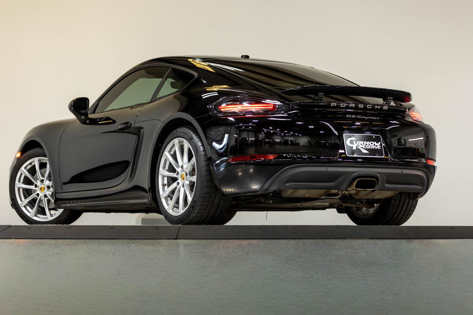 Used 2018 Porsche 718 Cayman RWD image 29