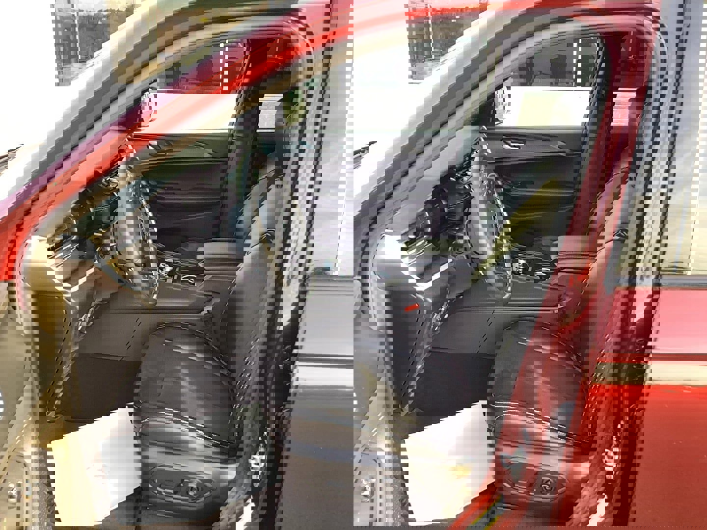 Certified 2024 Jeep Grand Cherokee Altitude image 10