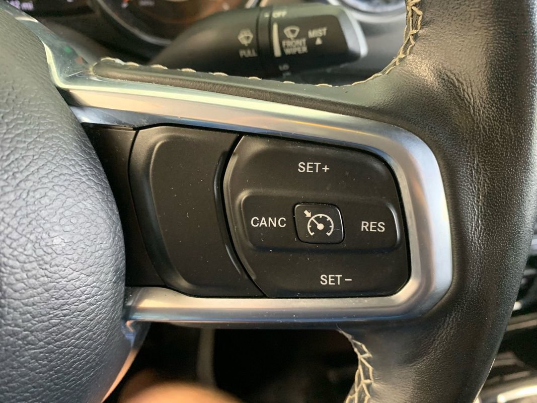 Used 2021 Jeep Wrangler Unlimited Sahara image 33