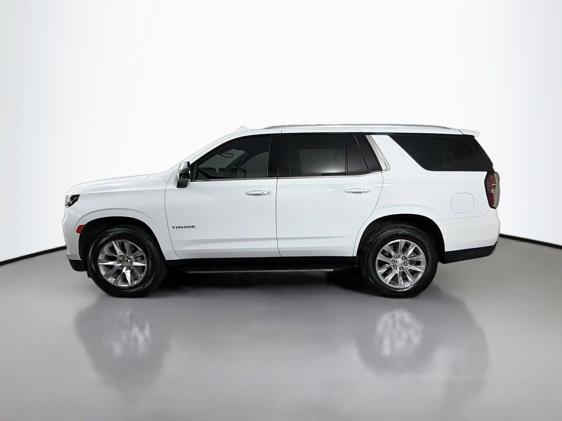 Used 2023 Chevrolet Tahoe Premier image 9