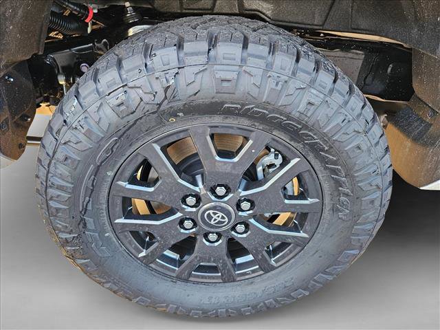 New 2025 Toyota 4Runner SR5 image 10