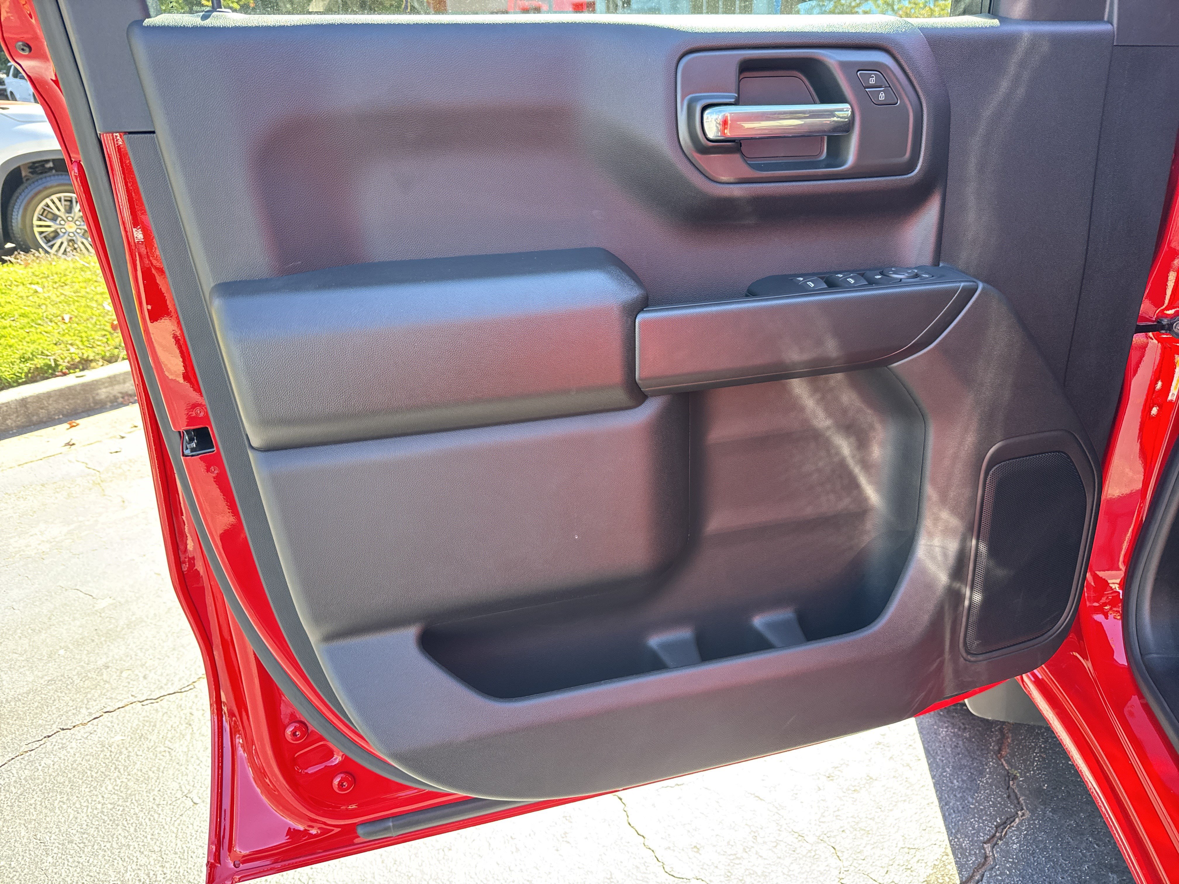 New 2026 Chevrolet Silverado 1500 Custom RWD image 10