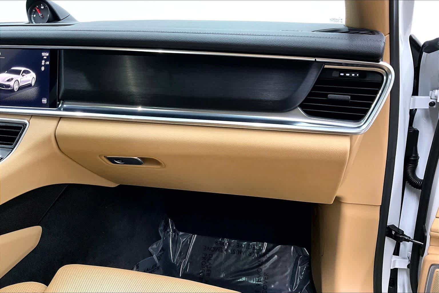 Used 2023 Porsche Panamera Platinum Edition RWD image 18