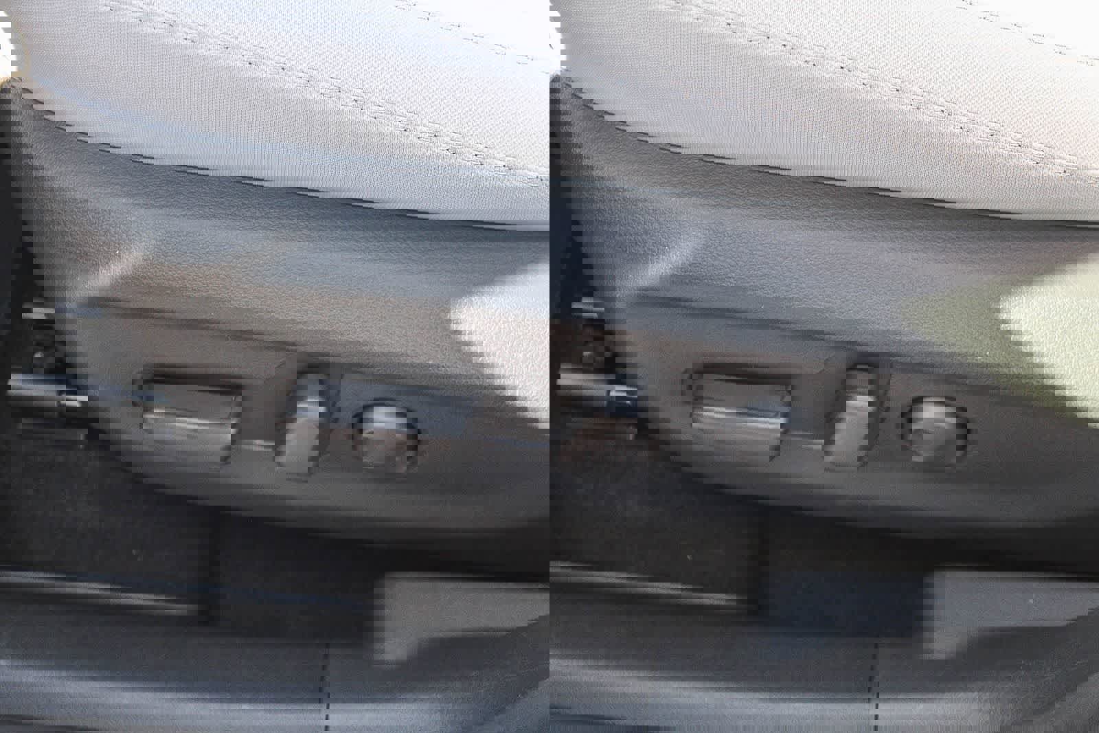 Certified 2023 Hyundai Kona SE w/ Cargo Package image 29