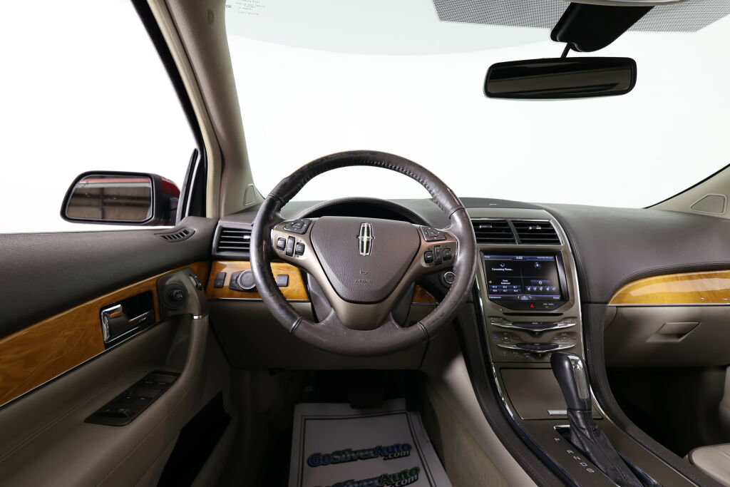 Used 2014 Lincoln MKX AWD w/ Equipment Group 102A image 29