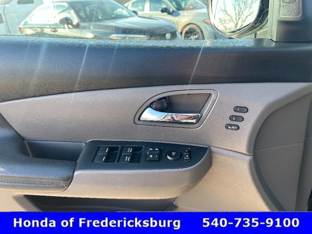 Used 2014 Honda Odyssey Touring image 27
