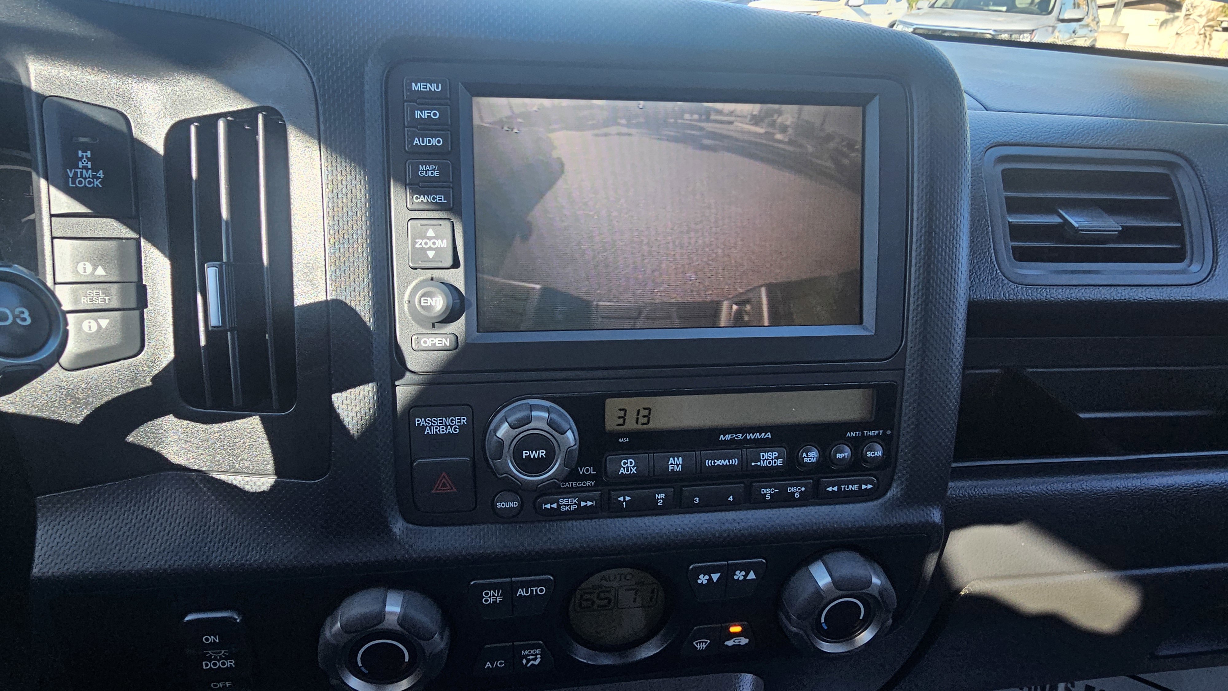 Used 2013 Honda Ridgeline RTL image 18