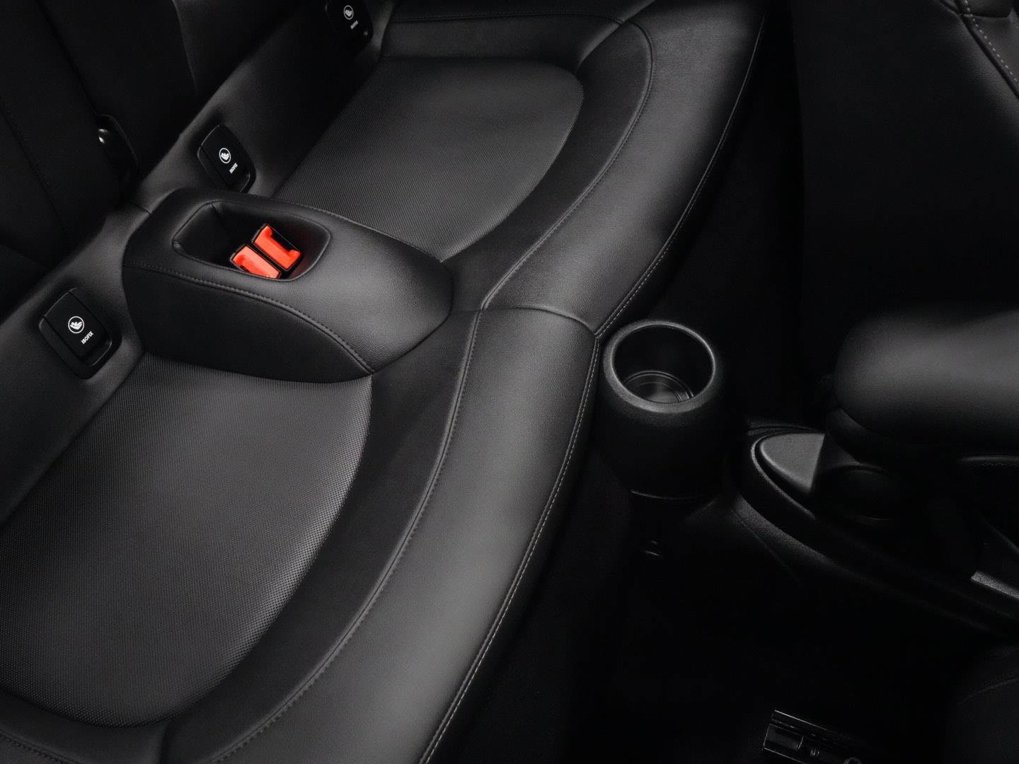 Certified 2023 MINI Cooper S FWD image 9