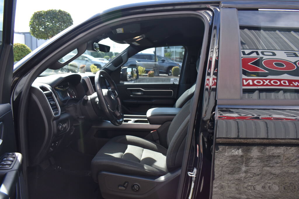 Used 2019 RAM 1500 Big Horn AWD/4WD image 18