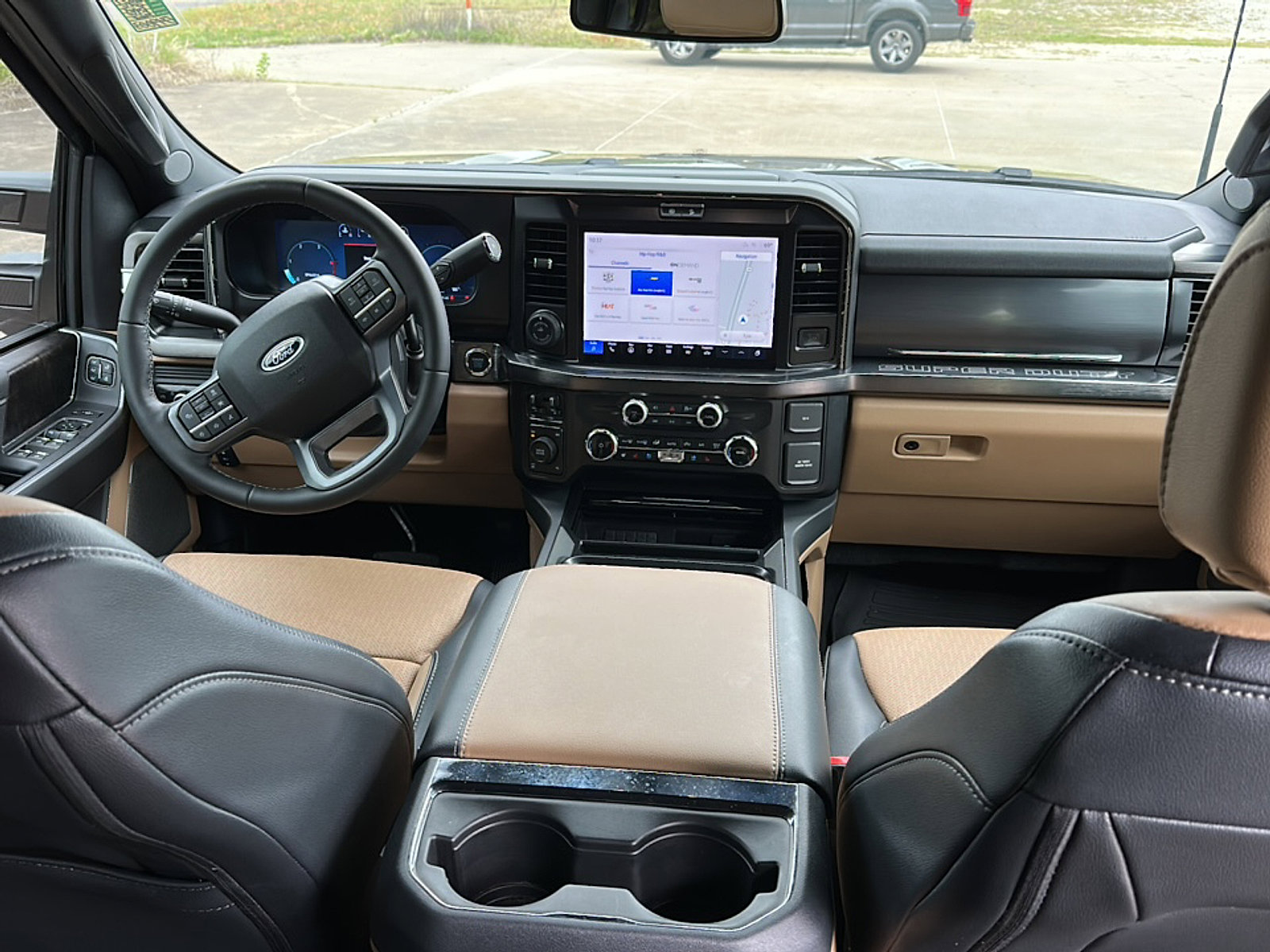 Used 2026 Ford F250 Lariat w/ Lariat Premium Package image 16