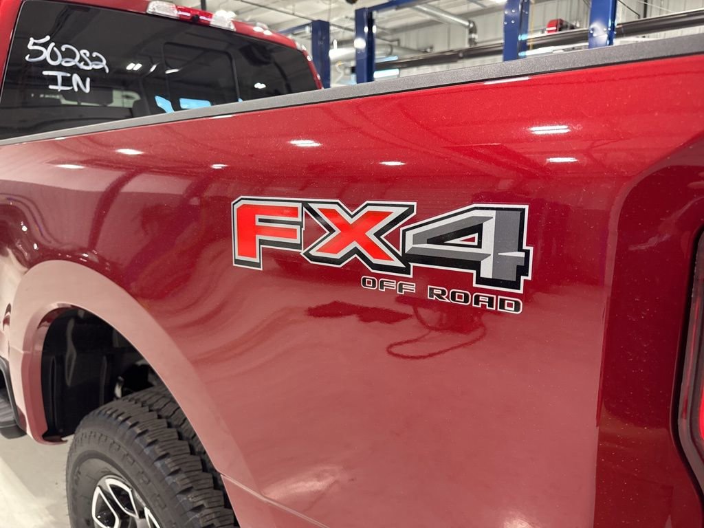 New 2026 Ford F250 Platinum image 9