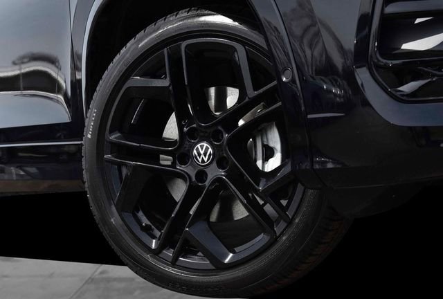 New 2026 Volkswagen Tiguan SE R-Line AWD/4WD image 3
