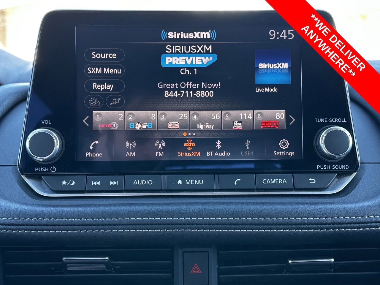 Used 2023 Nissan Rogue SV image 4