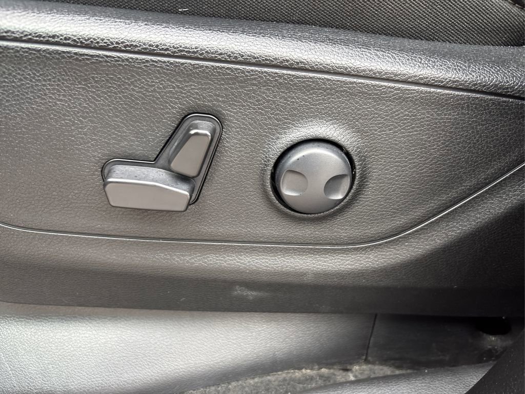 Used 2023 RAM 1500 Big Horn image 38