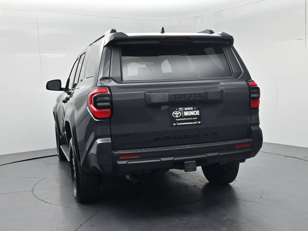 Used 2025 Toyota 4Runner SR5 AWD/4WD image 6
