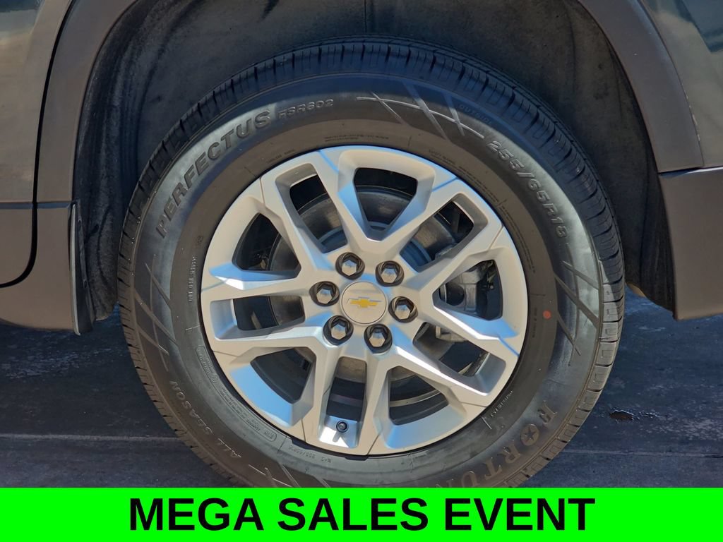 Used 2019 Chevrolet Traverse LT FWD image 36