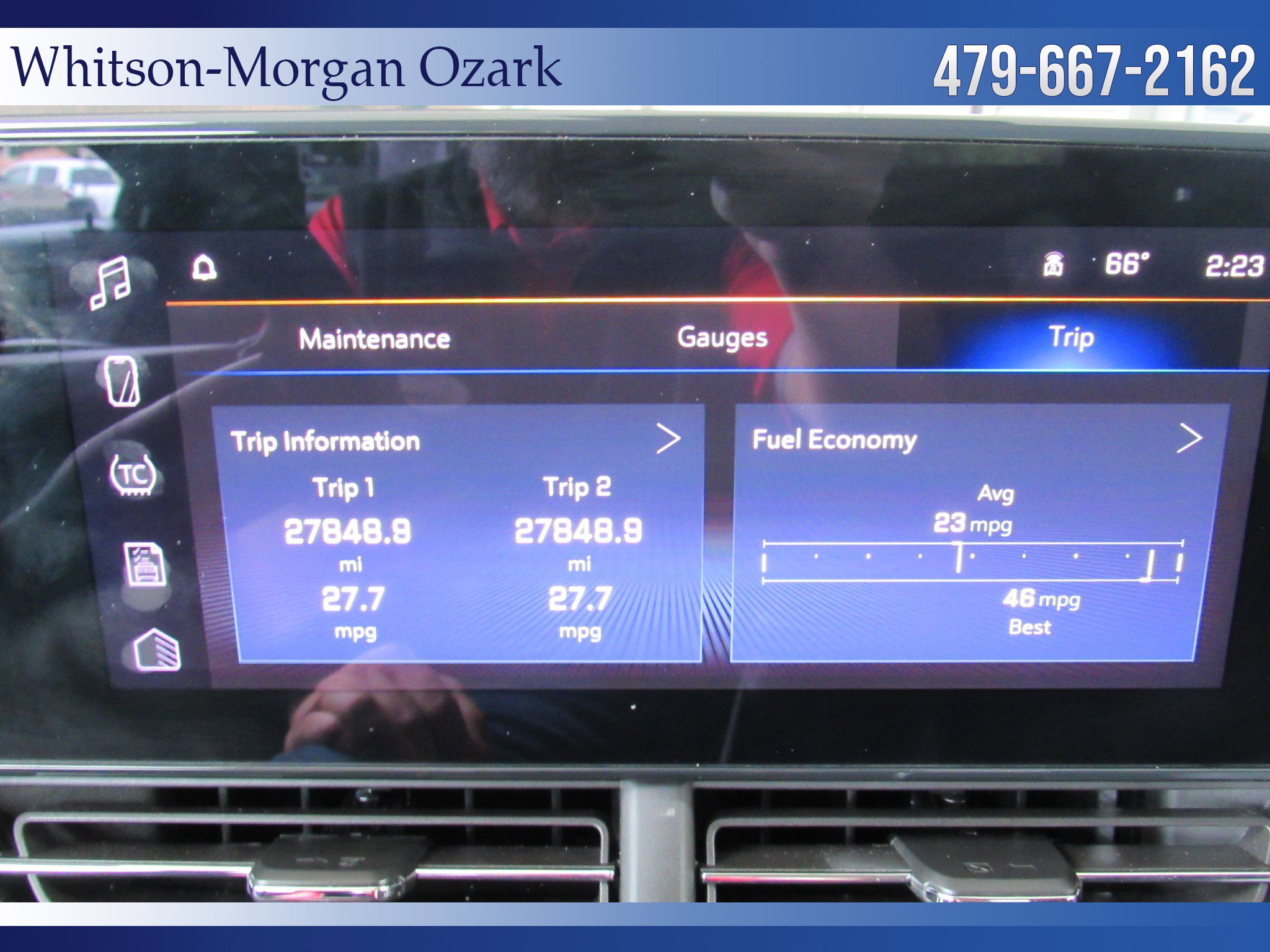 Used 2024 Chevrolet Trax LT w/ Driver Confidence Package FWD image 40