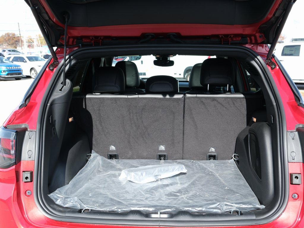 Used 2024 Jeep Compass Trailhawk w/ Trailhawk Elite Group image 39