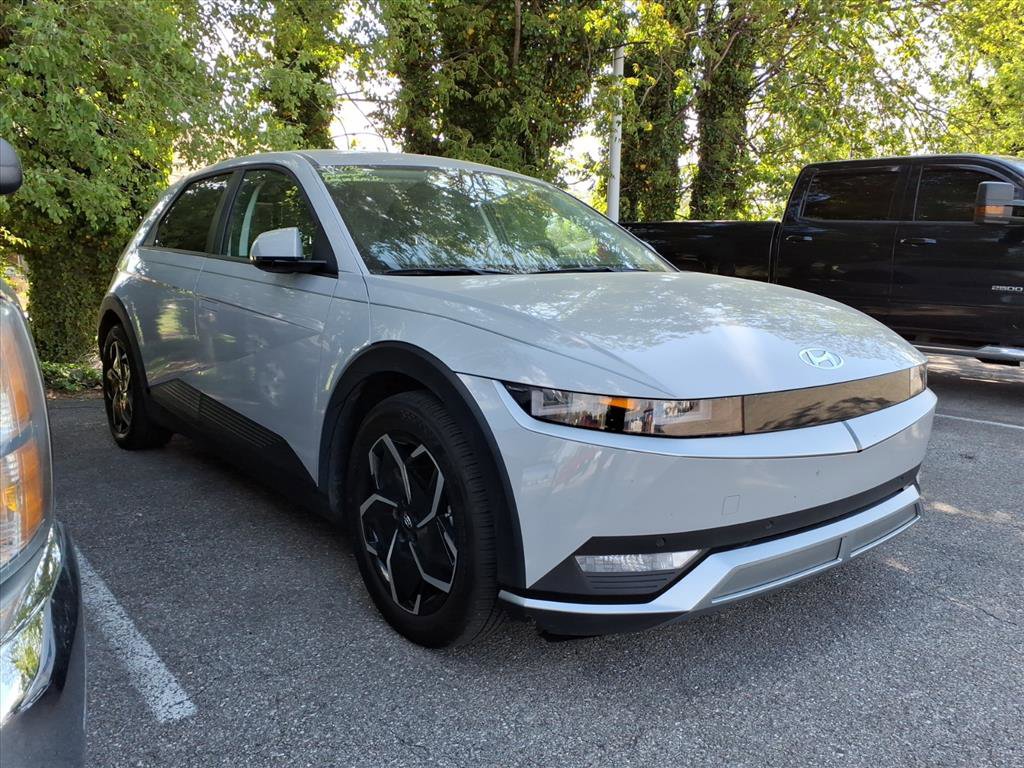 Used 2023 Hyundai Ioniq 5 SEL image 1