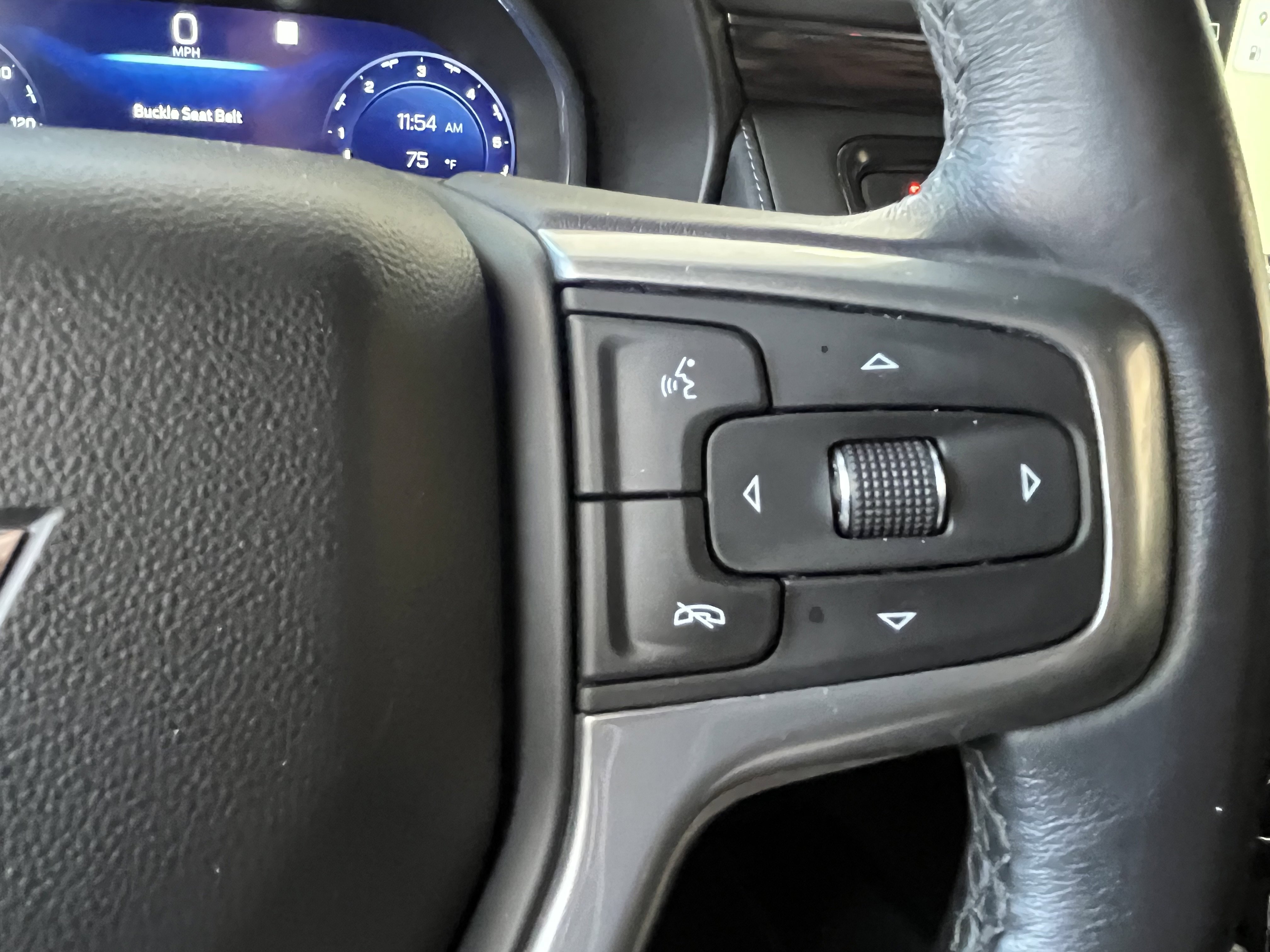 Used 2022 Chevrolet Tahoe LT w/ Luxury Package image 27