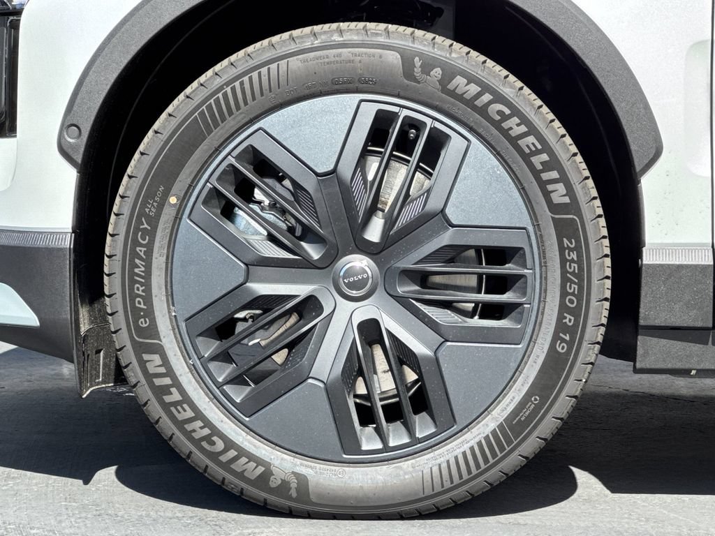 New 2026 Volvo EX30 Cross Country Ultra AWD/4WD image 24
