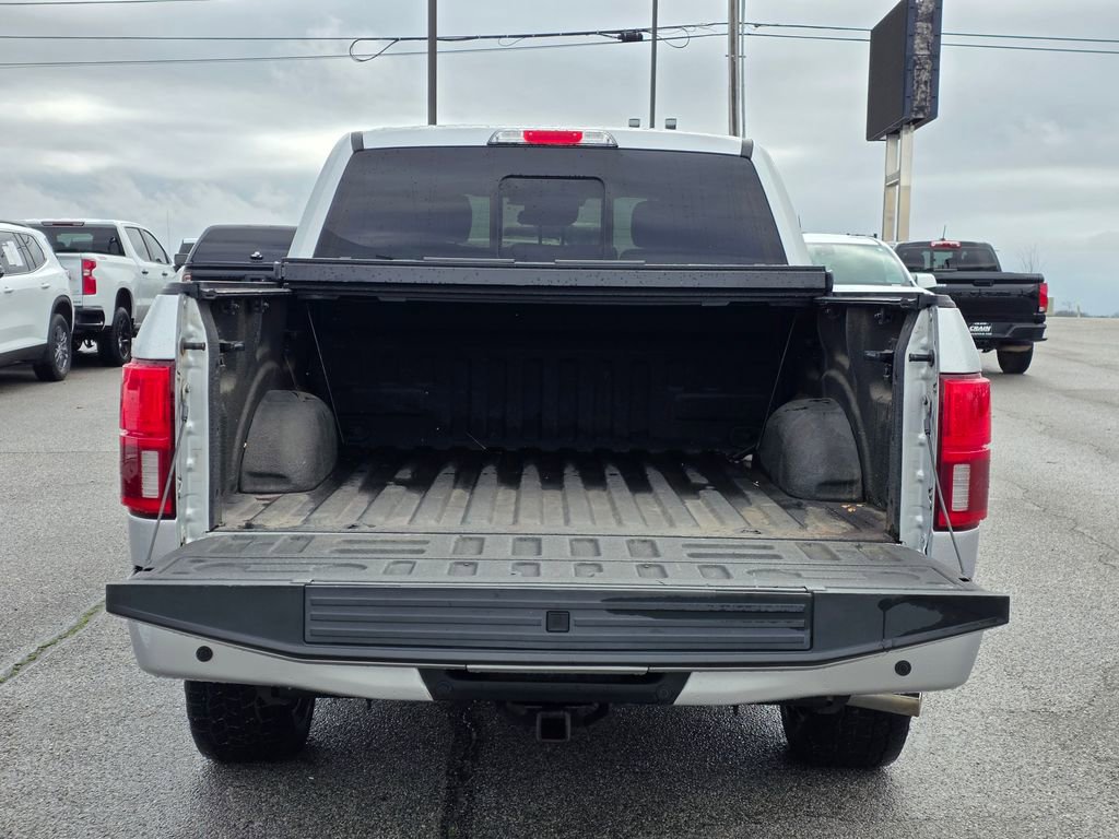 Used 2018 Ford F150 Platinum w/ Equipment Group 701A Luxury AWD/4WD image 7