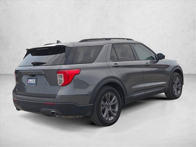 Used 2023 Ford Explorer XLT w/ Equipment Group 202A RWD image 5