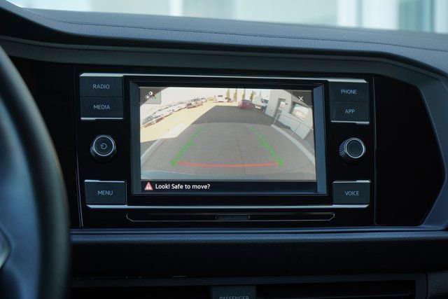 Used 2024 Volkswagen Jetta SE image 21