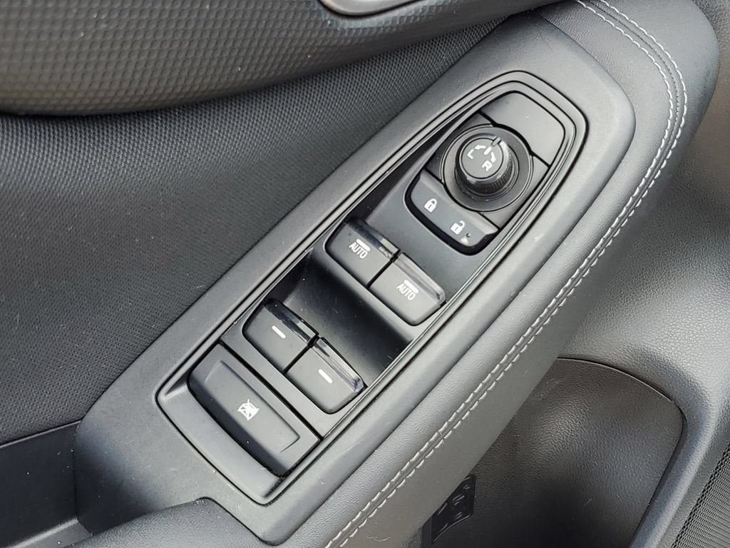 Used 2022 Subaru Forester Premium AWD/4WD image 23