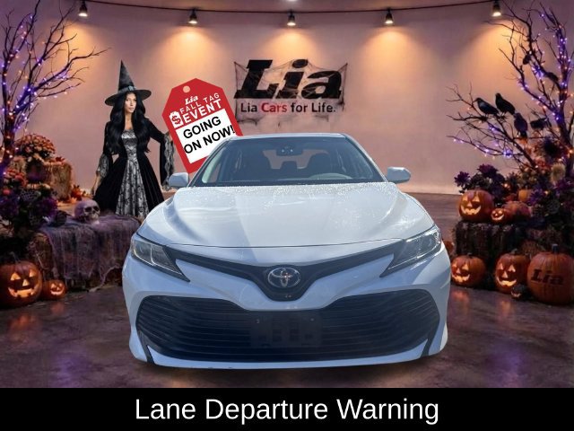 Used 2020 Toyota Camry LE w/ Sunroof Package FWD image 9